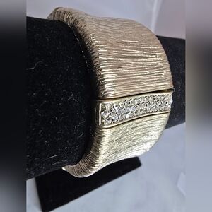 Vintage Wide Gold Tone Stretch Bracelet Rhinestone Accent Panel Statement Cuff